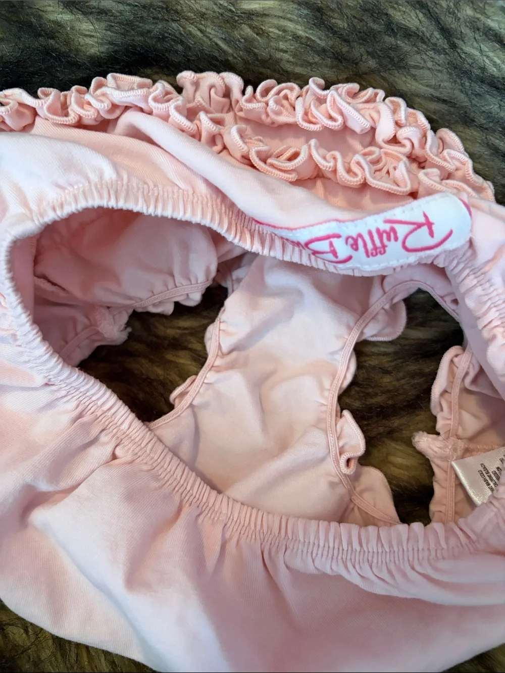 Ruffle Butts sweet light
